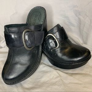 Born woman’s mules, EUC, size 8